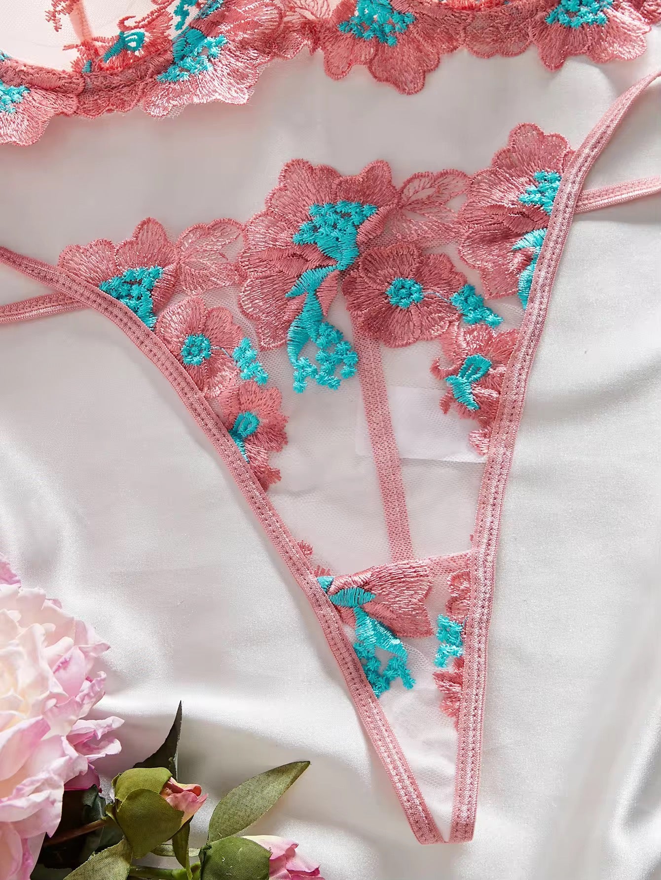 2025 New Floral Embroidered Mesh Underwire Push up Bra Set Pure Desire Sheer Lingerie G-String