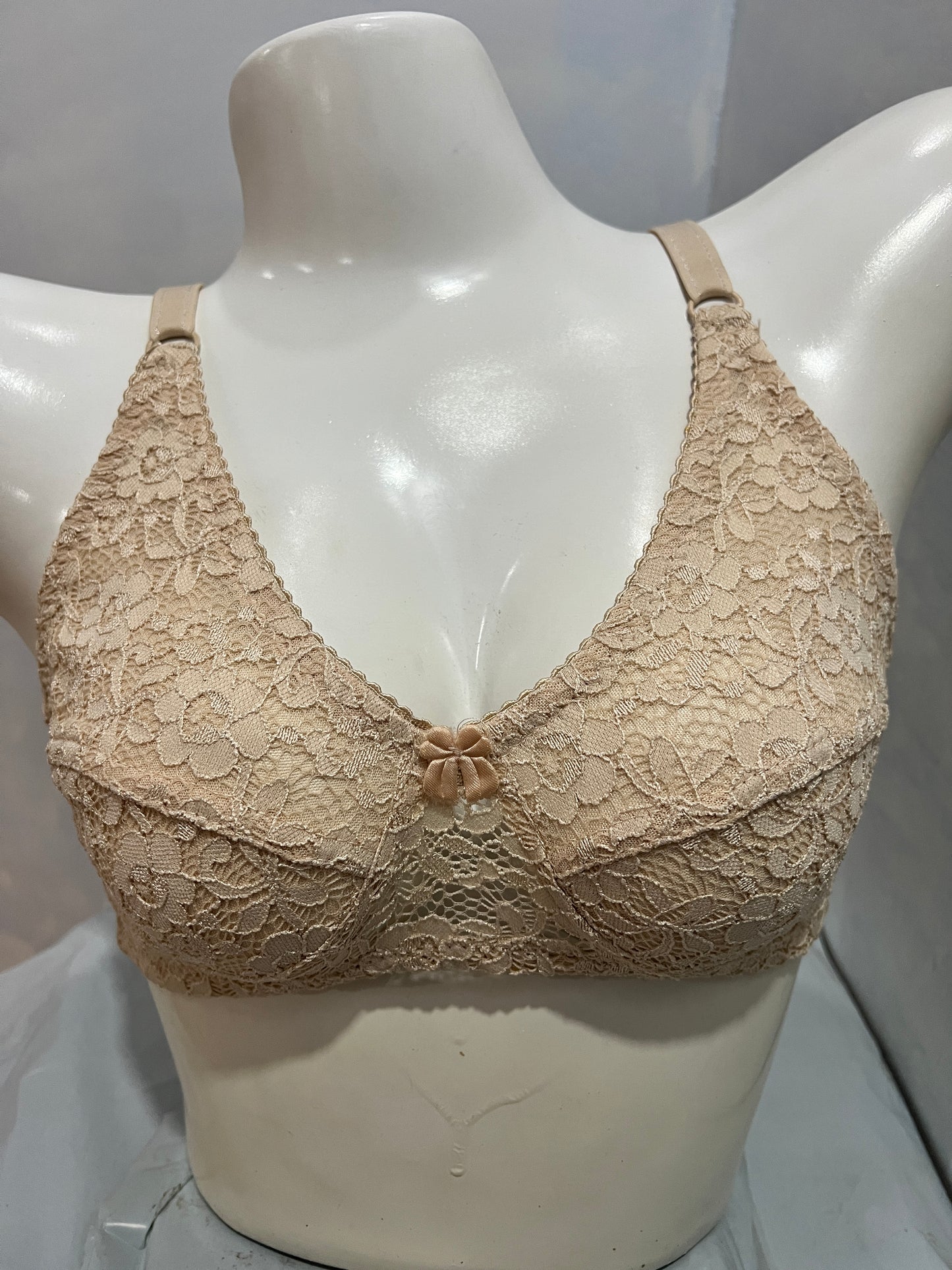 Black Elegance Lace + soft net Plus Size Full Support Bra