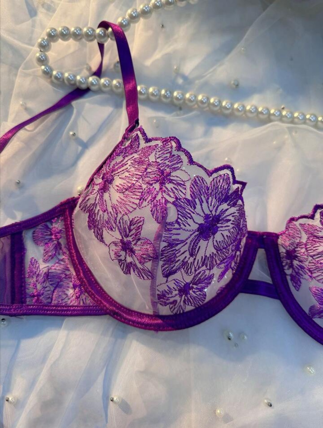 Enchanted Curve – Steel Ring Embroidered Lingerie Set