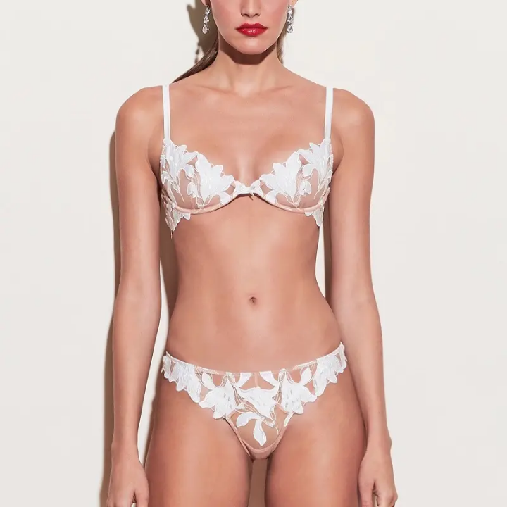 Elegant Lace Silk Splicing Hot Selling Women Sexy Lingerie With Flower Decoration